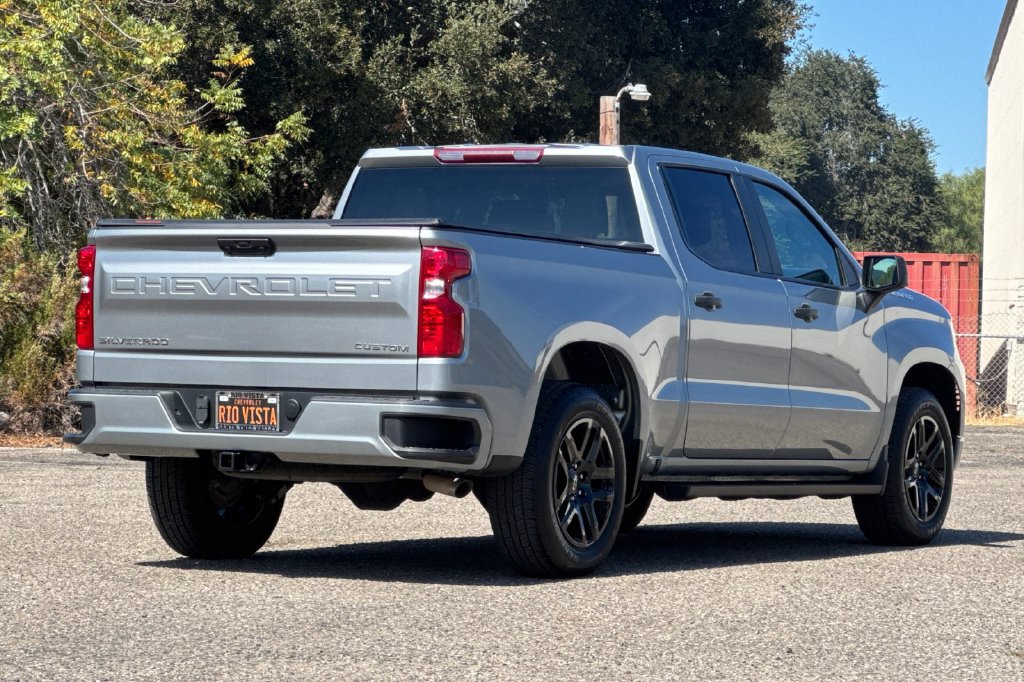 Used 2025 Chevrolet Silverado 1500 Custom RWD image 4