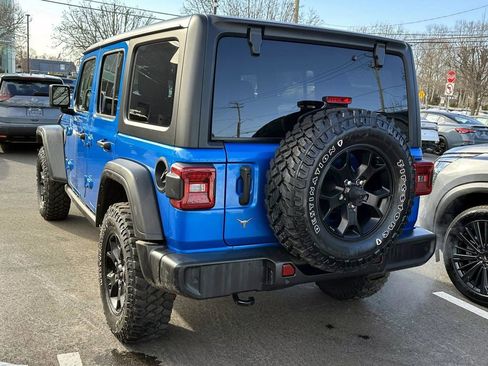 Used 2022 Jeep Wrangler Unlimited Sport image 9