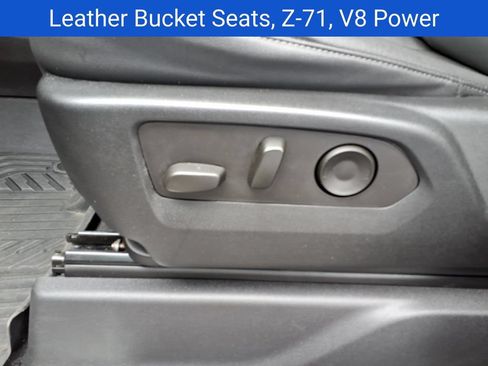 Used 2023 Chevrolet Silverado 1500 RST AWD/4WD image 19