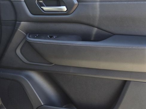 New 2026 Nissan Armada SV image 8