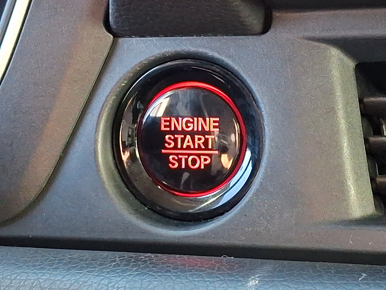 Used 2024 Honda Pilot EX-L image 22