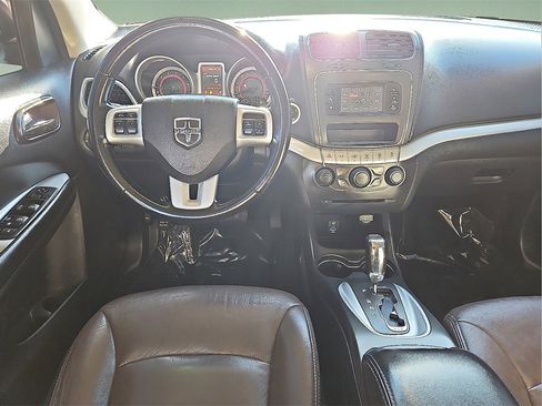 Used 2020 Dodge Journey SE w/ SE Popular Equipment Group image 16