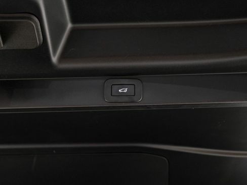 Used 2023 Land Rover Range Rover Long Wheelbase Autobiography AWD/4WD image 58