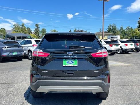 Certified 2024 Ford Edge SEL w/ Convenience Package AWD/4WD image 4