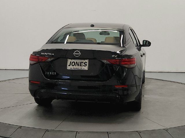 Used 2024 Nissan Sentra SV w/ SV Premium Package FWD image 7