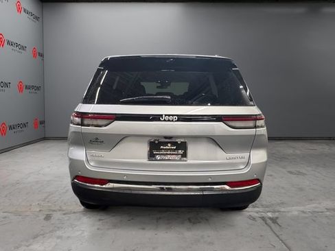 Used 2024 Jeep Grand Cherokee Limited w/ Luxury Tech Group II AWD/4WD image 23