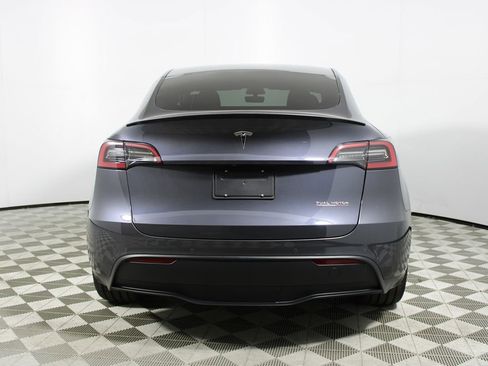 Used 2022 Tesla Model Y Performance image 32