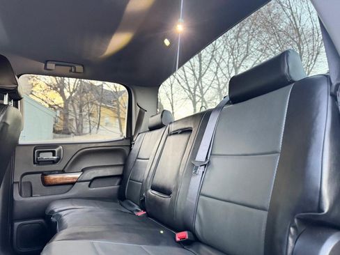 Used 2019 Chevrolet Silverado 2500 High Country w/ Duramax Plus Package image 12