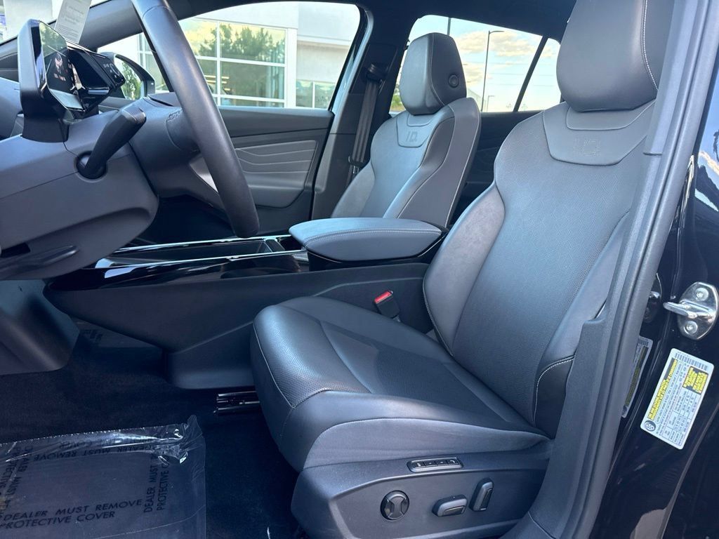 Certified 2023 Volkswagen ID.4 Pro S AWD/4WD image 10