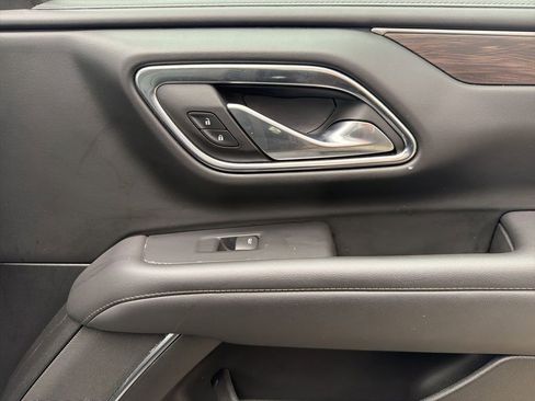 Used 2024 Chevrolet Tahoe LT image 28