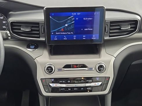 Used 2021 Ford Explorer XLT w/ Equipment Group 202A image 21