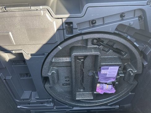 Used 2025 Toyota Crown Signia image 41