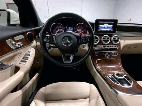 Used 2018 Mercedes-Benz C 300 Sedan image 8