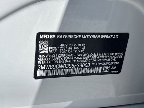 Certified 2025 BMW 330i xDrive Sedan w/ Premium Package AWD/4WD image 18