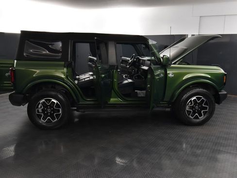 Used 2023 Ford Bronco Outer Banks image 38