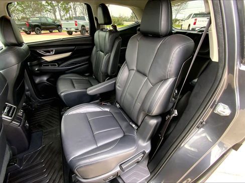 Used 2021 Subaru Ascent Limited image 20