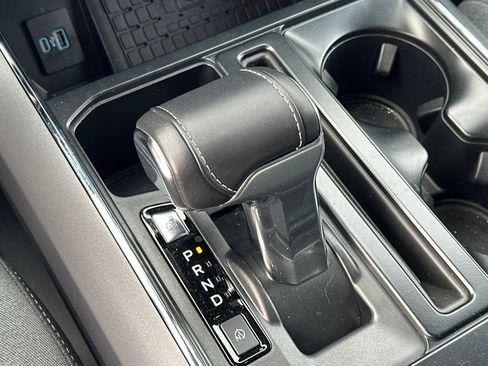 Used 2024 Ford F150 Lightning Flash image 21