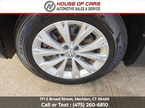 Used 2019 Volkswagen Tiguan S w/ Driver Assistance Package FWD image 18