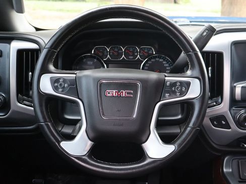 Used 2017 GMC Sierra 2500 SLT w/ Duramax Plus Package AWD/4WD image 18