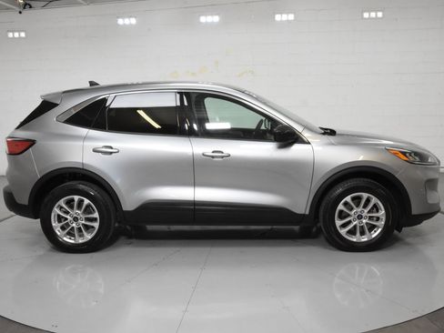 Used 2022 Ford Escape SE AWD/4WD image 5