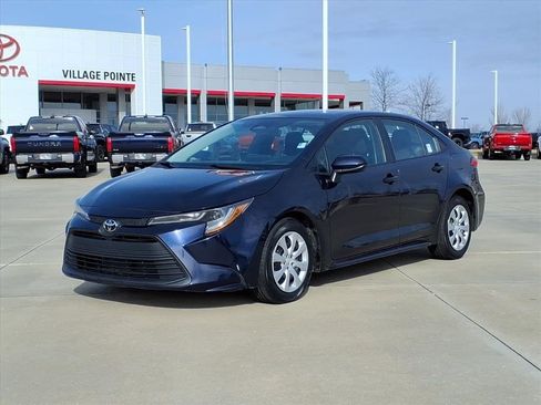 Used 2024 Toyota Corolla LE image 1