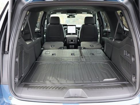 New 2026 GMC Yukon XL Elevation w/ LPO, Floor Liner Package AWD/4WD image 22