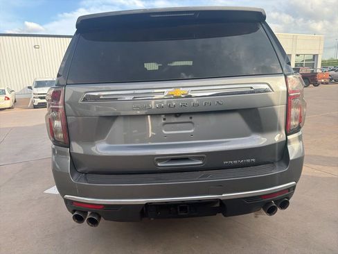 Used 2022 Chevrolet Suburban Premier image 4