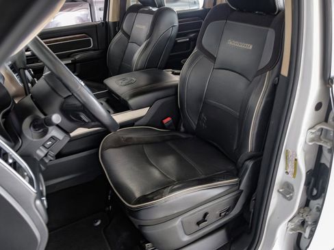 Used 2019 RAM 2500 Laramie AWD/4WD image 27