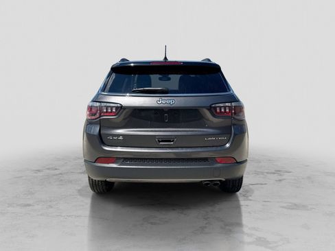 Used 2019 Jeep Compass Limited AWD/4WD image 7