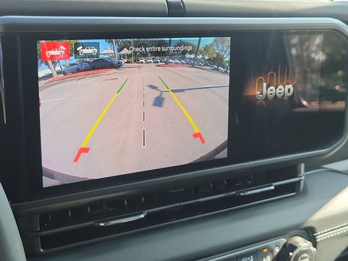 Used 2024 Jeep Wrangler Sahara w/ Technology Group AWD/4WD image 26