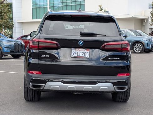 Certified 2023 BMW X5 xDrive45e w/ Climate Comfort Package image 7