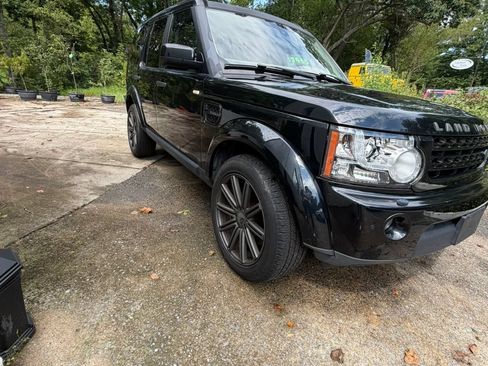 Used 2012 Land Rover LR4 HSE AWD/4WD image 2