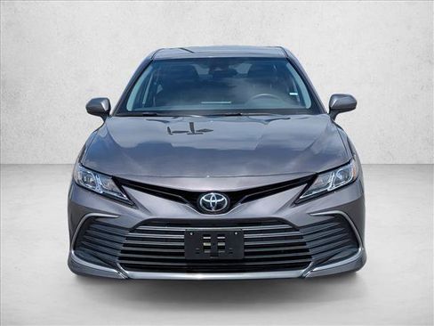 Used 2024 Toyota Camry LE FWD image 2