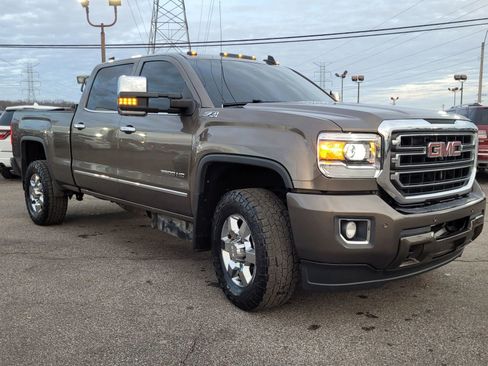 Used 2015 GMC Sierra 3500 SLT AWD/4WD image 11