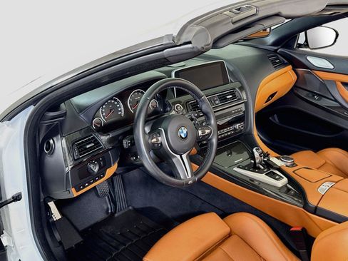 Used 2016 BMW M6 Convertible RWD image 13