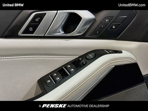 Used 2024 BMW X5 xDrive50e w/ M Sport Package AWD/4WD image 3