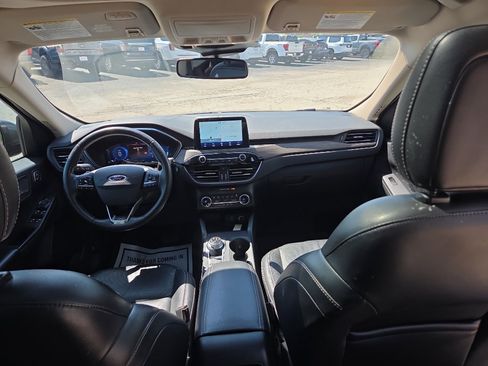 Used 2020 Ford Escape Titanium AWD/4WD image 16