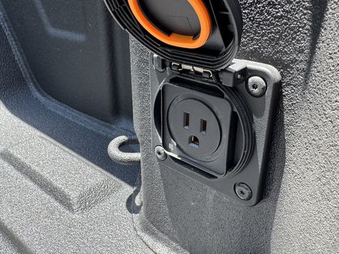 Used 2024 Chevrolet Silverado 1500 ZR2 w/ ZR2 Bison Edition image 7