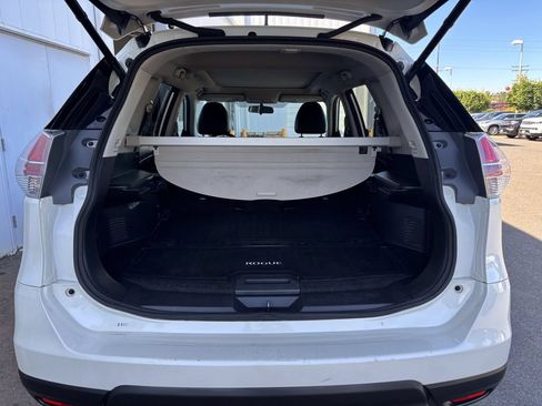 Used 2016 Nissan Rogue SL w/ SL Premium Package AWD/4WD image 28