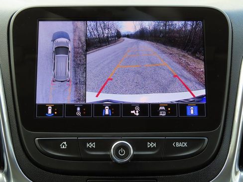 Certified 2023 Chevrolet Equinox LT AWD/4WD image 5