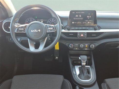Used 2023 Kia Forte LXS image 5