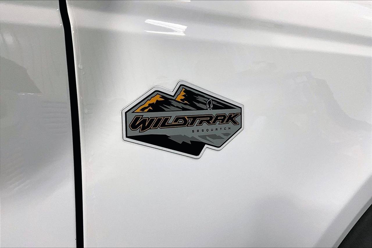 Used 2023 Ford Bronco Wildtrak AWD/4WD image 26