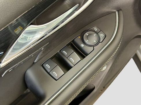 Used 2023 Buick Envision Essence AWD/4WD image 19