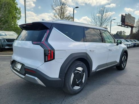 New 2026 Kia EV9 Wind image 4