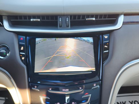 Used 2013 Cadillac XTS Platinum image 19