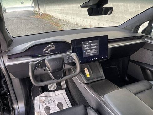 Used 2022 Tesla Model X Plaid AWD/4WD image 11