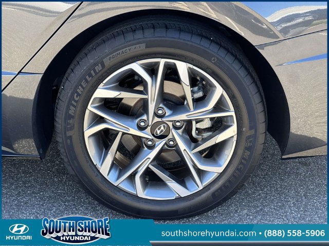 Certified 2021 Hyundai Sonata SEL w/ Cargo Package FWD image 9