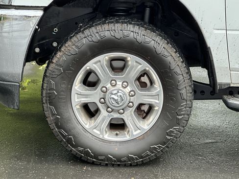 Certified 2024 RAM 2500 Big Horn image 24