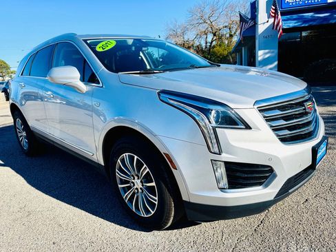 Used 2017 Cadillac XT5 Luxury image 9
