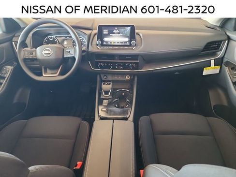 New 2026 Nissan Rogue S image 18